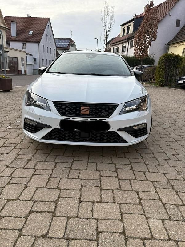 Gebraucht Cupra Leon 300 PS (220 kW) 2020 Weiß Kombi
