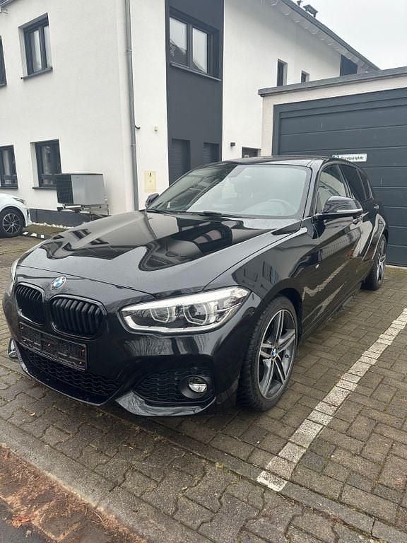 Gebraucht BMW 120 M Sport 184 PS (135 kW) 2018 Schwarz Kleinwagen