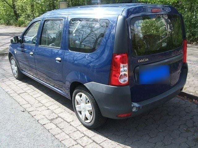 Second-hand Dacia Logan MCV 75 CP (55 kW) 2009 Albastru Berlinǎ