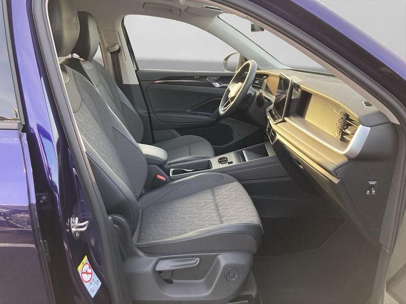 Gebraucht VW Tayron Life 150 PS (110 kW) 2025 Violett SUV