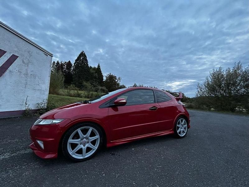 Rot Gebraucht 2008 Honda Civic Type R Limousine | 8.700 € (Fairer Preis) - Bild 1/4