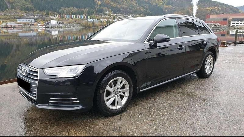 Schwarz Gebraucht 2018 Audi A4 Sport Kombi | 12.590 € (Guter Preis) - Bild 1/4