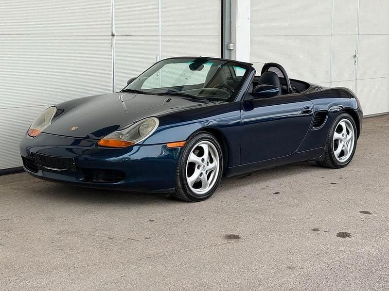 Second-hand Porsche Boxster 204 CP (150 kW) 2001 Albastru Cabrio