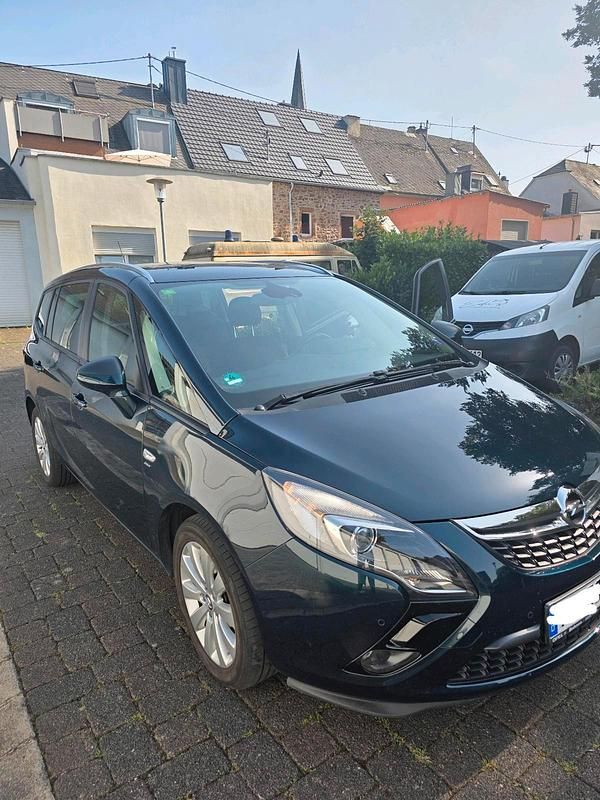 Gebraucht 2016 Opel Zafira Tourer Van / Kleinbus | 7.900 € (Fairer Preis) - Bild 1/4