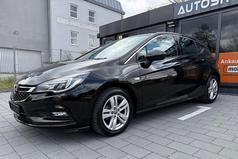 Second-hand Opel Astra Dynamic 150 CP (110 kW) 2019 Negru Berlinǎ