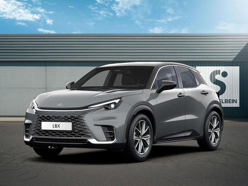 Neu Lexus LBX 136 PS (100 kW) 2026 Grau SUV
