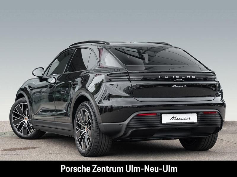 Gebraucht Porsche Macan 300 kW (408 PS) 2025 Tiefschwarzmetallic SUV