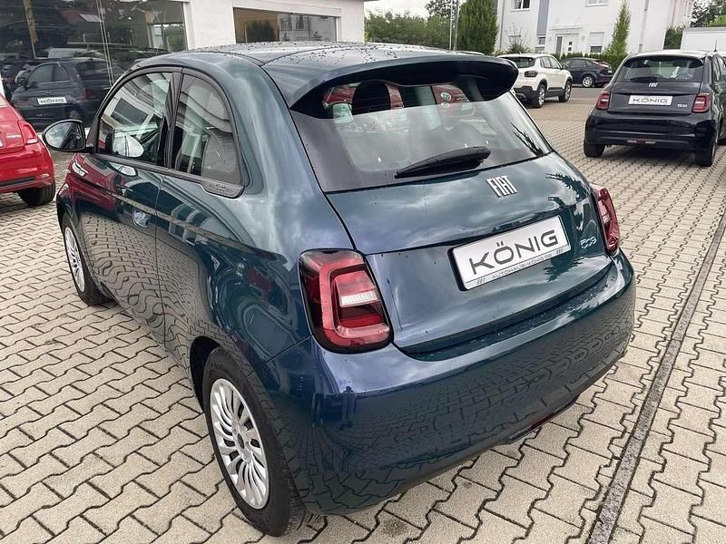 Gebraucht Fiat 500e 86 kW (118 PS) 2023 Grün Kleinwagen