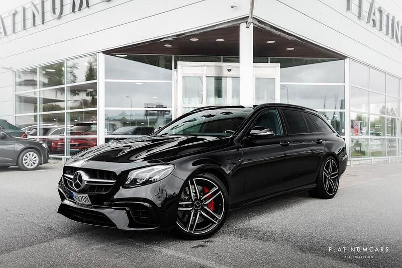 Schwarz Gebraucht 2017 Mercedes E63S AMG AMG Limousine | 62.751 € (Fairer Preis) - Bild 1/4