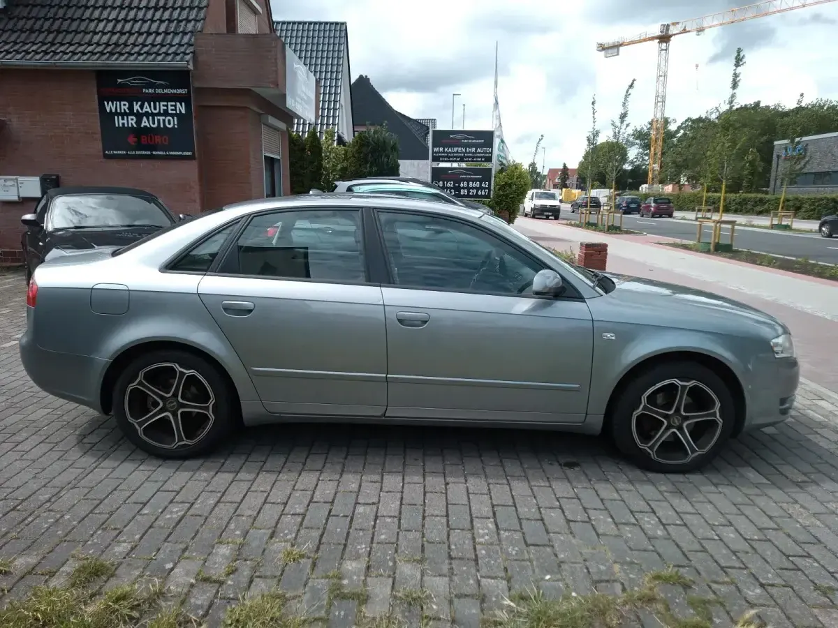 Gebraucht Audi A4 131 PS (96 kW) 2005 Grau Limousine