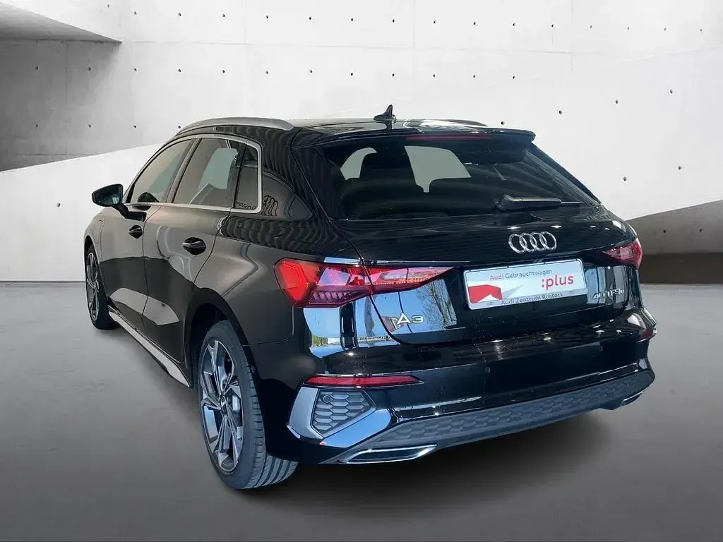 Gebraucht Audi A3 S-Line 204 PS (150 kW) 2022 Schwarz Limousine