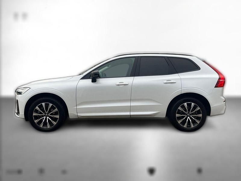 Gebraucht Volvo XC60 Plus 250 PS (183 kW) 2024 Weiß metallic SUV