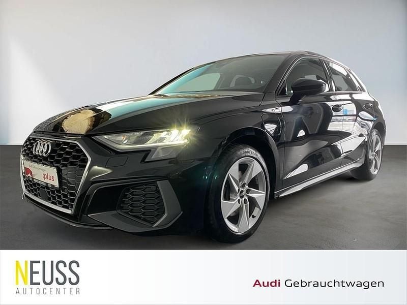 Mythosschwarz metallic Gebraucht 2022 Audi A3 Sportback e-tron S-Line Kleinwagen | 24.550 € - Bild 1/4