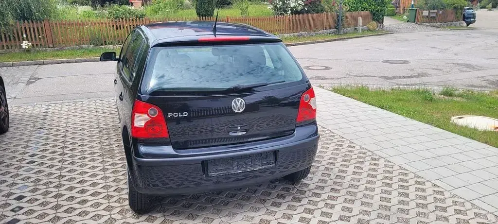 Gebraucht VW Polo Comfortline 54 PS (39 kW) 2004 Schwarz Kleinwagen