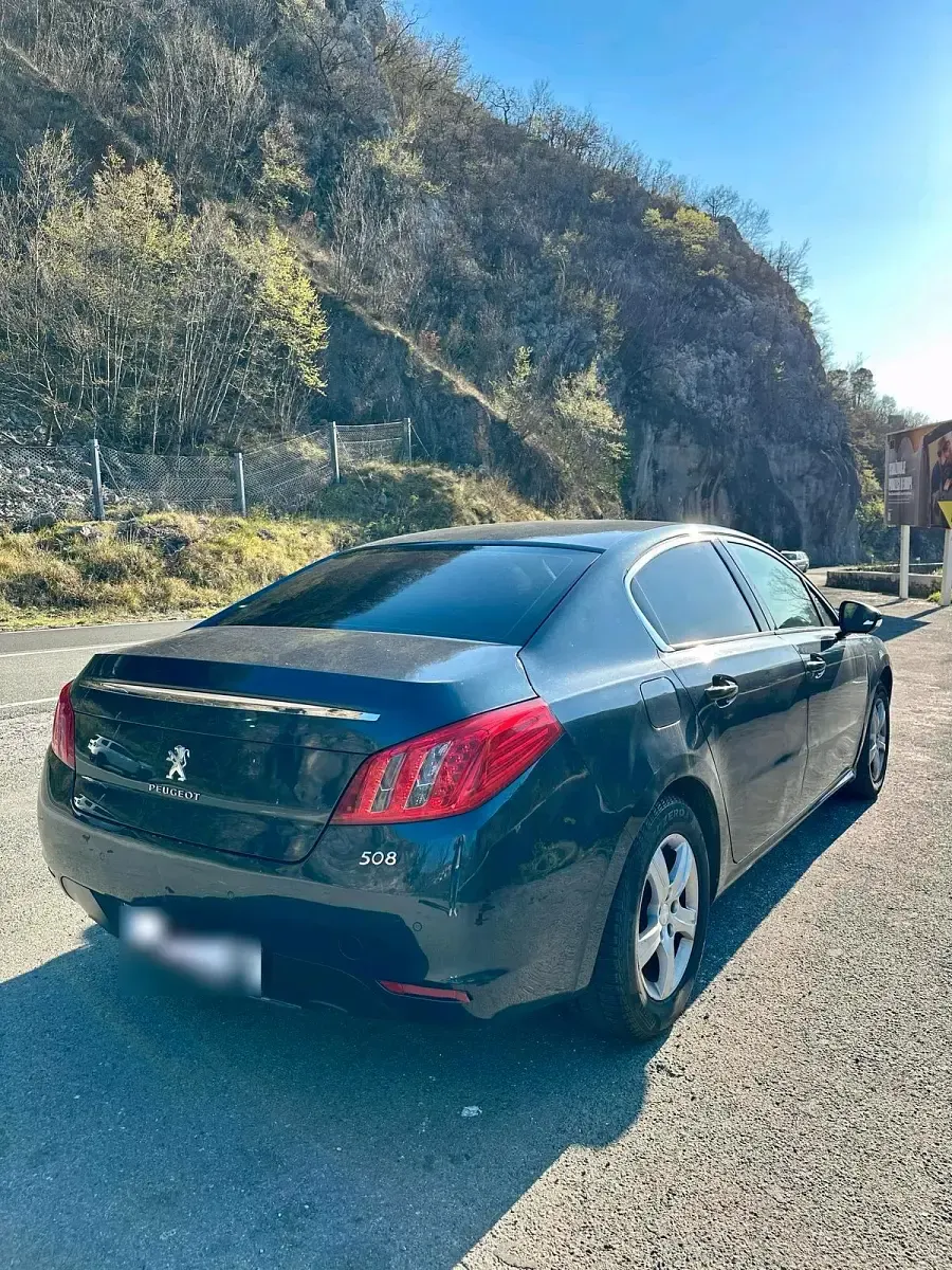 Gebraucht Peugeot 508 120 PS (88 kW) 2014 Blau Limousine