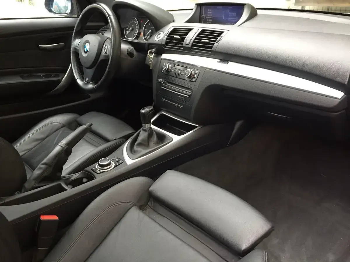 Gebraucht BMW 123 Coupé M Sport 203 PS (149 kW) 2009 Schwarz Coupé