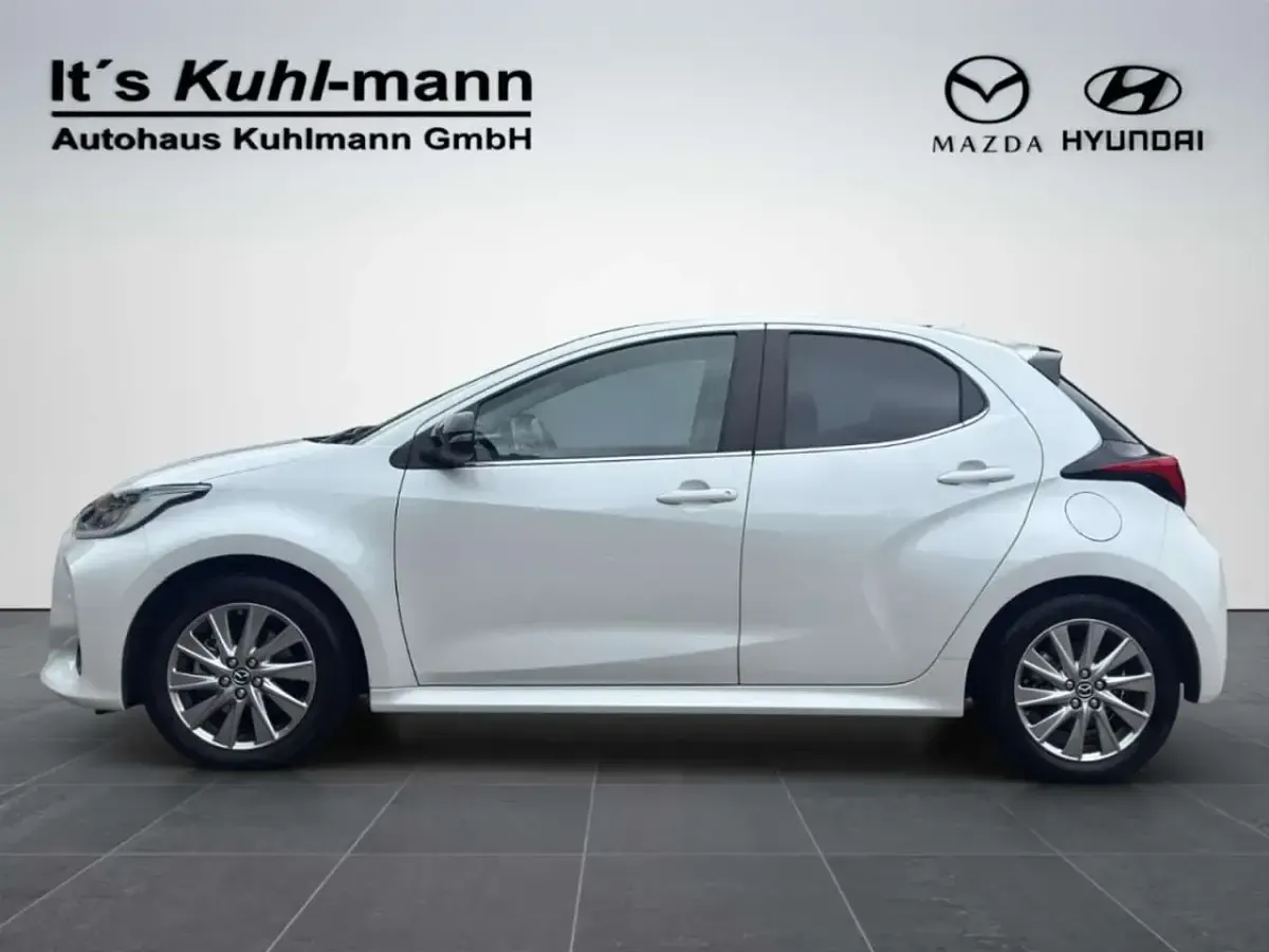 Gebraucht Mazda 2 116 PS (85 kW) 2022 Northern white pearl Kleinwagen