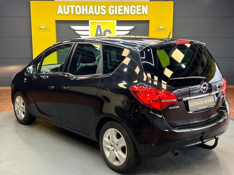 Gebraucht Opel Meriva 120 PS (88 kW) 2012 Schwarz Van / Kleinbus