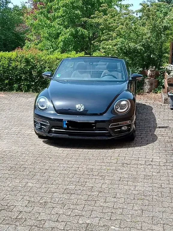 Gebraucht VW Beetle Sound 105 PS (77 kW) 2017 Schwarz Kleinwagen