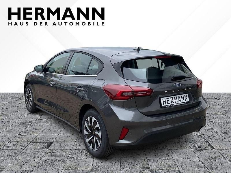 Gebraucht Ford Focus Titanium 125 PS (91 kW) 2025 Magnetic metallic (pn4dq) (gr Limousine