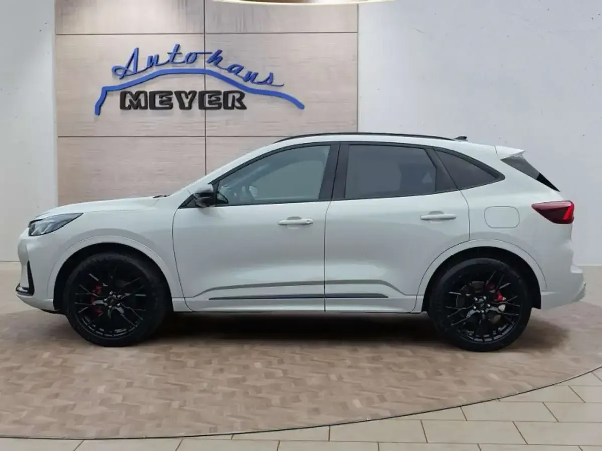 Nuova Ford Kuga 182 CV (133 kW) 2025 Bianco SUV
