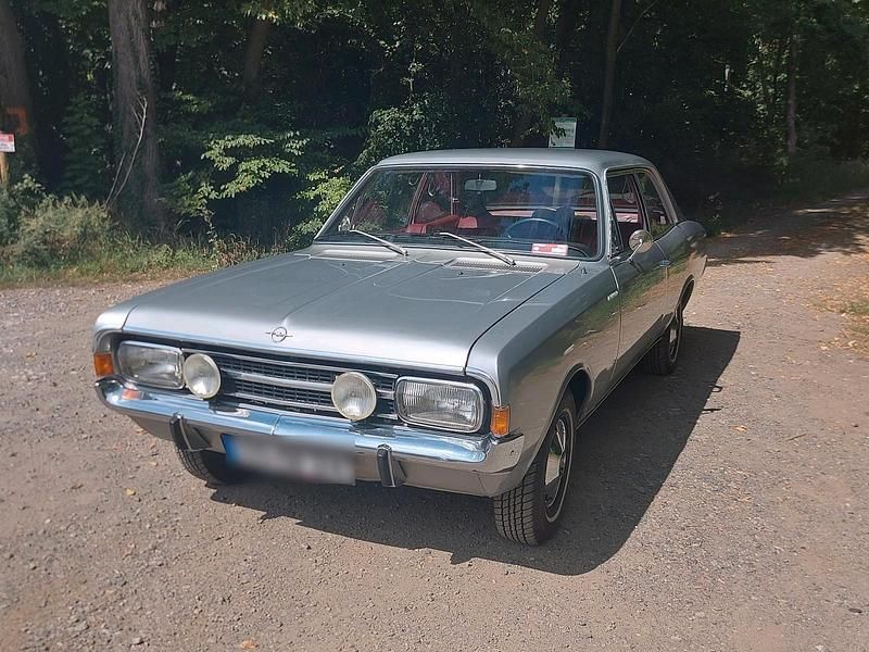 Gebraucht Opel Rekord 68 PS (50 kW) 1970 Silber Limousine