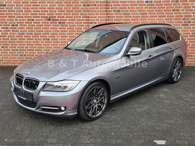 Grau Gebraucht 2011 BMW 318 Lifestyle Kombi | 4.890 € (Fairer Preis) - Bild 1/4