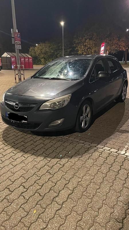 Gebraucht Opel Astra 125 PS (91 kW) 2010 Grau Kombi