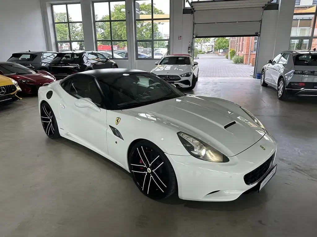Gebraucht Ferrari California 460 PS (338 kW) 2009 Bianco avus Cabrio