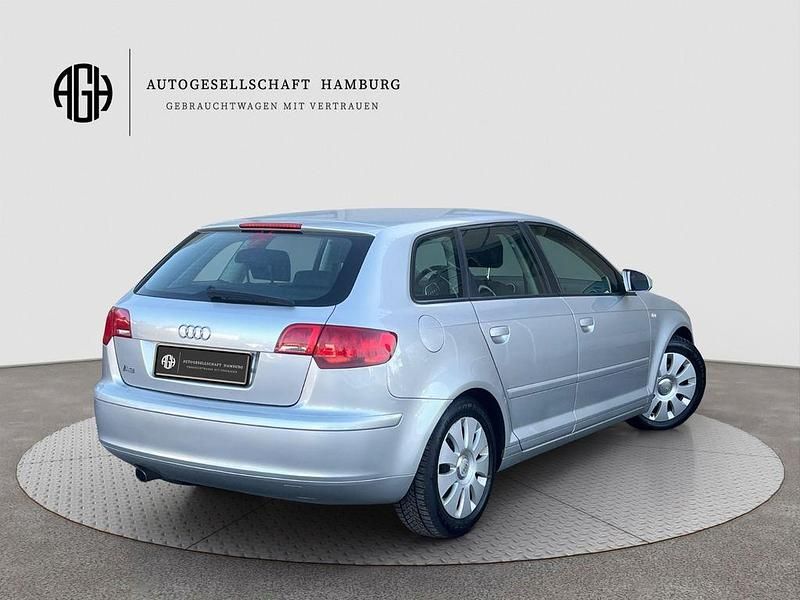 Gebraucht Audi A3 Attraction 102 PS (75 kW) 2007 Silber Kleinwagen