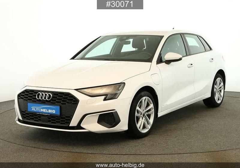 Gebraucht Audi A3 Ambiente 204 PS (150 kW) 2023 Weiß Limousine