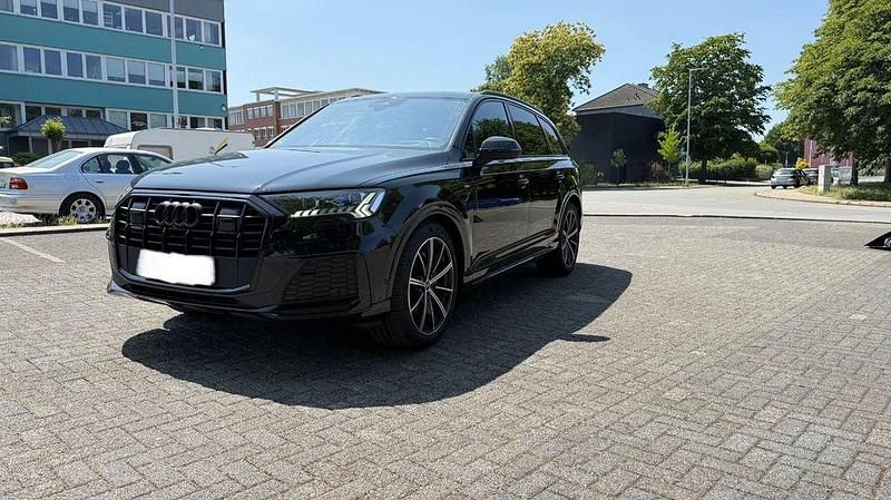 Schwarz Gebraucht 2021 Audi Q7 S-Line SUV | 54.990 € (Fairer Preis) - Bild 1/4