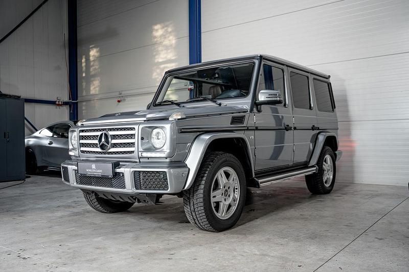 Grau Gebraucht 2018 Mercedes G500 SUV | 74.900 € - Bild 1/4