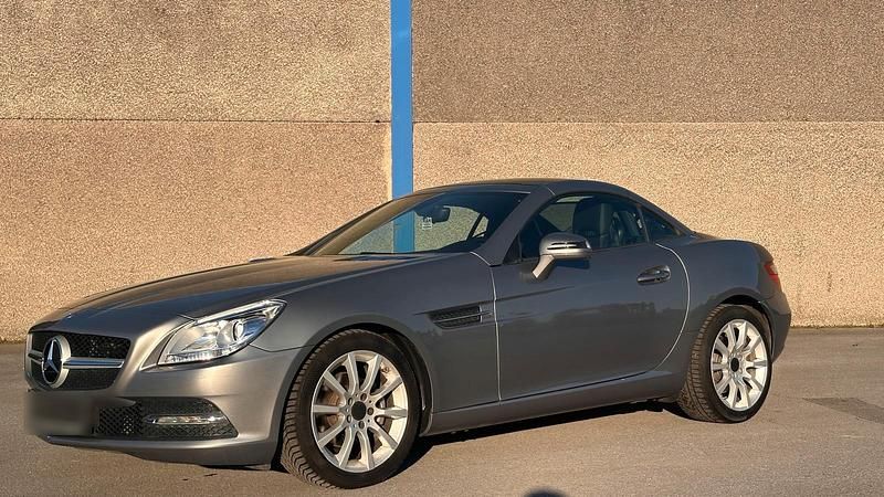 Gebraucht Mercedes SLK200 184 PS (135 kW) 2014 Grau Cabrio