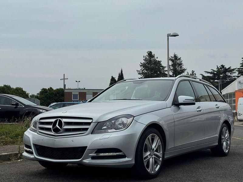 Gebraucht Mercedes C200 136 PS (100 kW) 2014 Silber Kombi