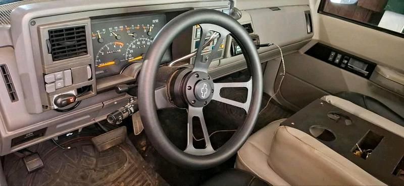 Occasion Chevrolet C1500 160 ch (117 kW) 1993 Noir SUV