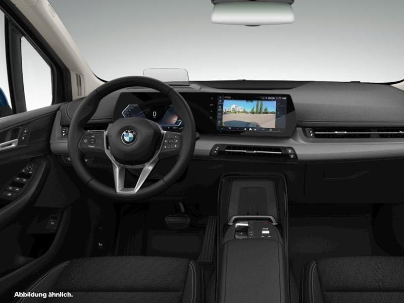 Blau Gebraucht 2024 BMW 216 Active Tourer Van / Kleinbus | 28.487 € (Etwas zu teuer) - Bild 1/1