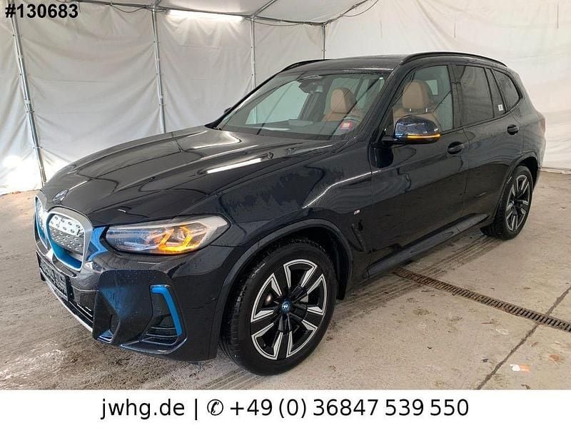 Schwarz Gebraucht 2022 BMW iX3 M Sport SUV | 36.490 € (Guter Preis) - Bild 1/4