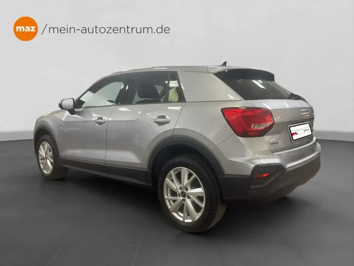 Gebraucht Audi Q2 Comfort 110 PS (80 kW) 2024 Florettsilber metallic SUV