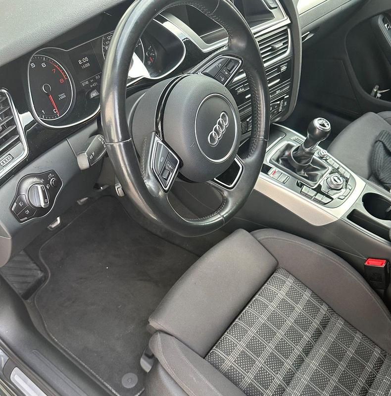 Gebraucht Audi A4 S-Line 170 PS (125 kW) 2015 Grau Kombi