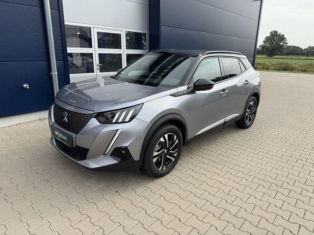 Grau Gebraucht 2021 Peugeot e-2008 GT SUV | 20.890 € (Etwas zu teuer) - Bild 1/4