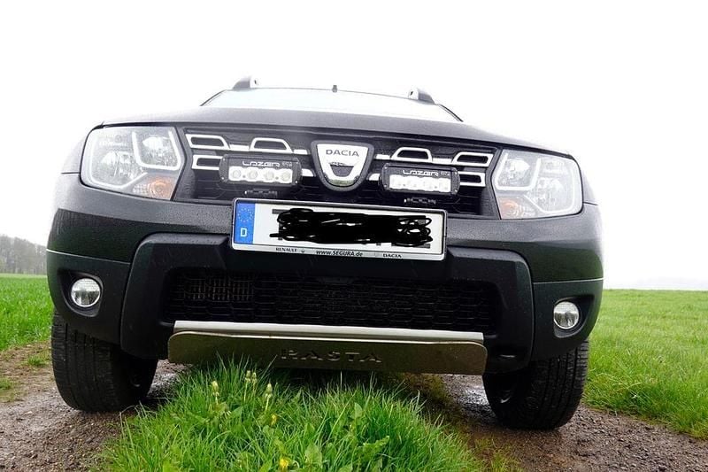Gebraucht Dacia Duster Prestige 109 PS (80 kW) 2016 Schwarz SUV