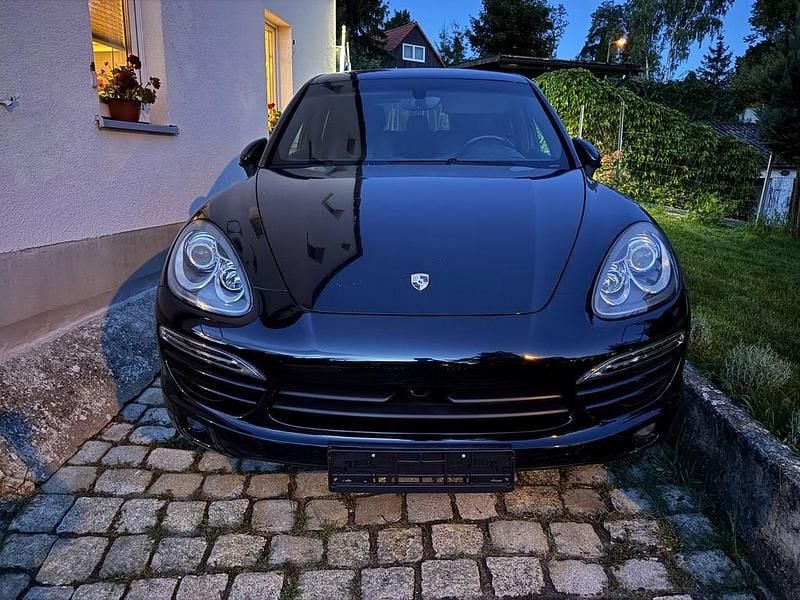 Schwarz Gebraucht 2012 Porsche Cayenne SUV | 16.990 € (Superpreis) - Bild 1/3