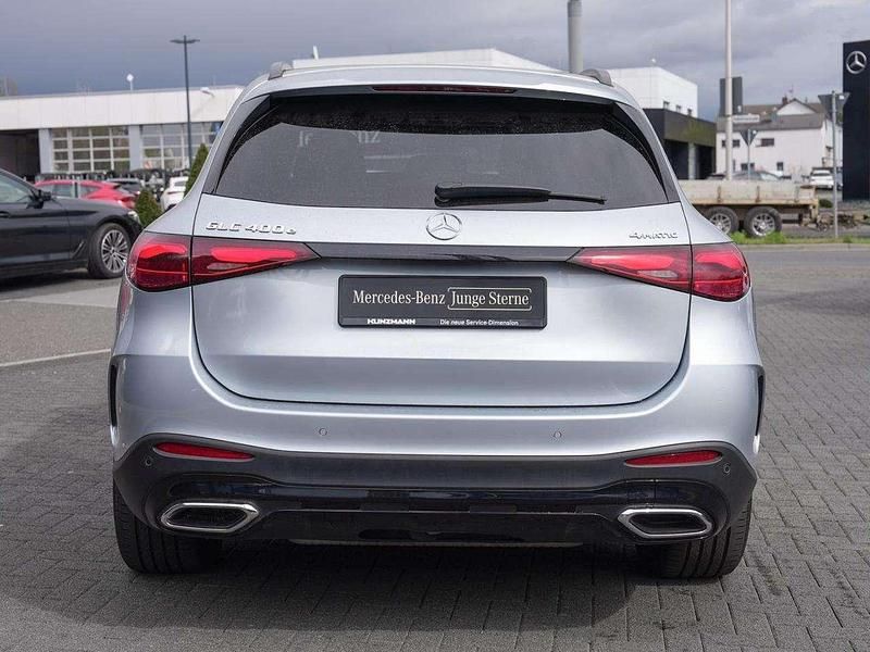 Gebraucht Mercedes GLC400d AMG 252 PS (185 kW) 2024 Hightechsilber metallic metallic SUV