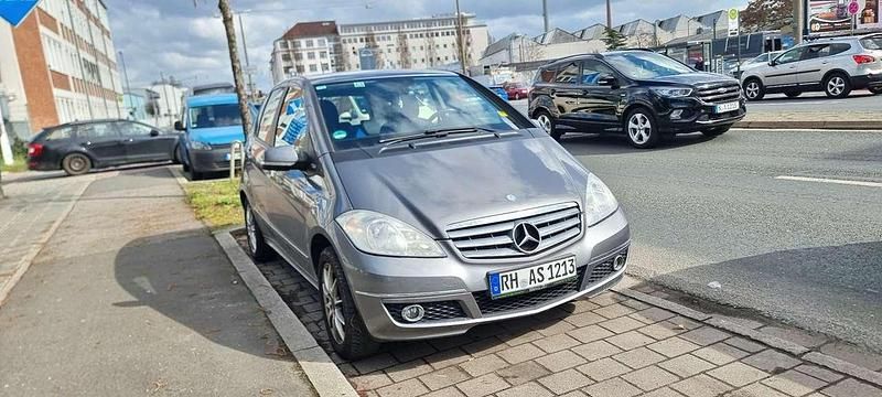 Gebraucht Mercedes A200 136 PS (100 kW) 2008 Mountaingrau  met. Kleinwagen
