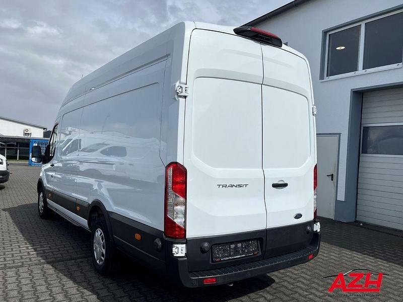 Gebraucht Ford Transit Trend 131 PS (96 kW) 2024 Frostweiß Van / Kleinbus