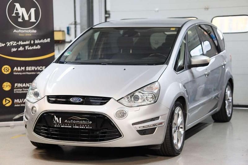 Silber Gebraucht 2014 Ford S-MAX Titanium Van / Kleinbus | 5.999 € (Superpreis) - Bild 1/3