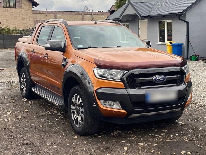 Orange Gebraucht 2017 Ford Ranger Wildtrack Abholung | 14.990 € (Fairer Preis) - Bild 1/4
