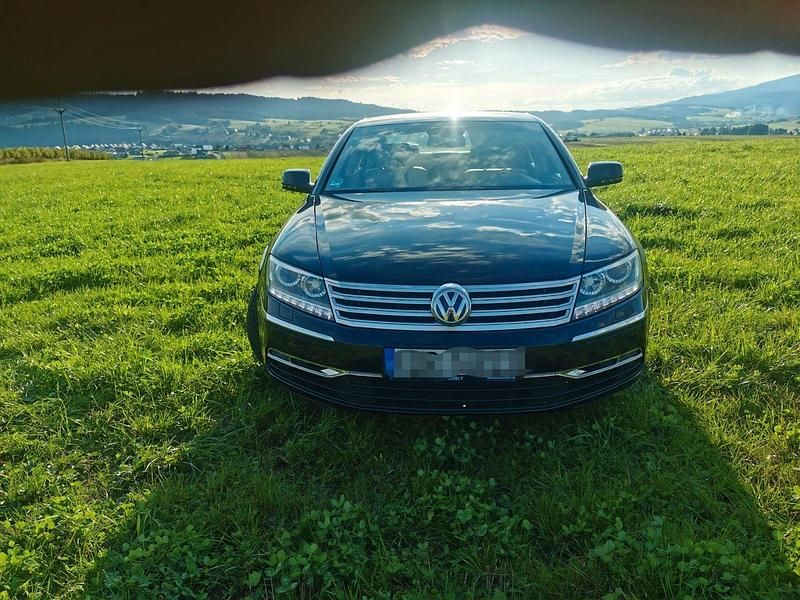 Schwarz Gebraucht 2012 VW Phaeton Limousine | 11.000 € (Fairer Preis) - Bild 1/4