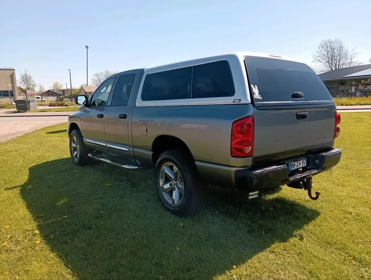 Gebraucht Dodge Ram 349 PS (256 kW) 2007 Grau Pickup